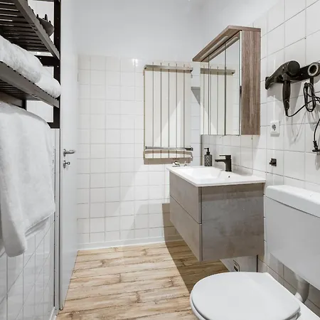 Moderne Stadtvilla In Kurpark Bestlage - Bali-therme, Gop & Kliniken Fusslaeufig *