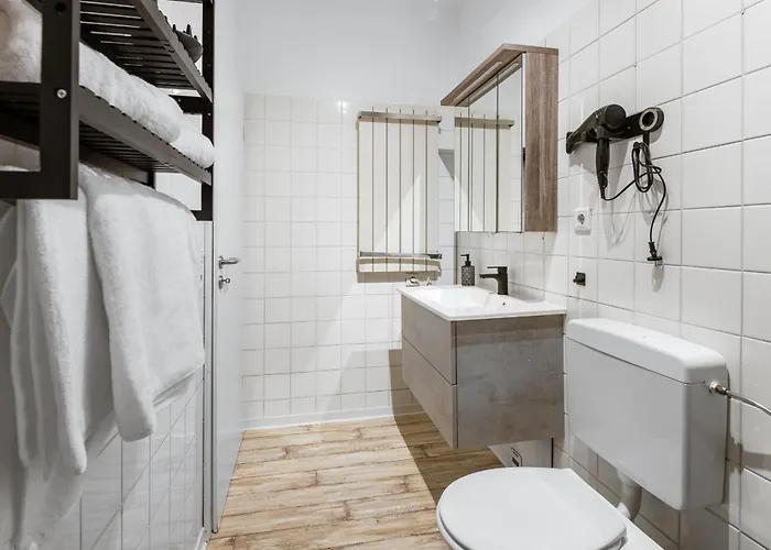 Moderne Stadtvilla In Kurpark Bestlage - Bali-therme, Gop & Kliniken Fusslaeufig *